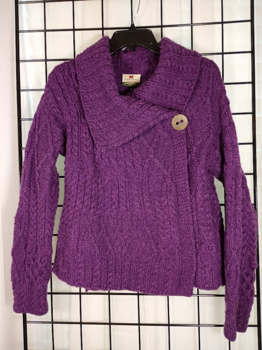 Carraig Donn 100% Merino Wool Draped Collar One Button Cardigan